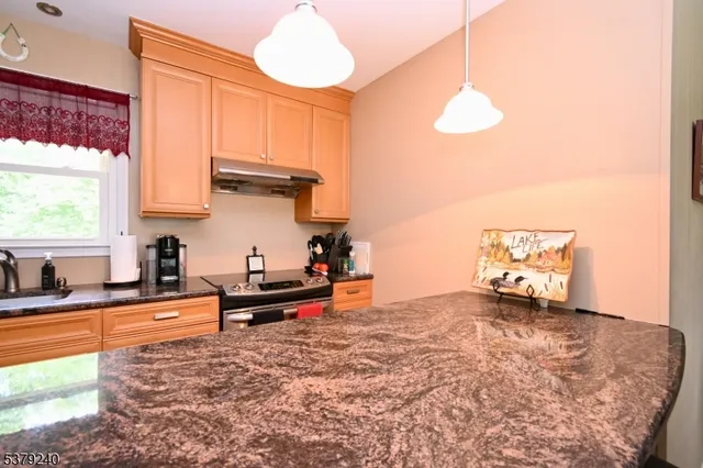 $359,900 | 221 South Maryland Avenue, Lake Hopatcong, NJ 07849