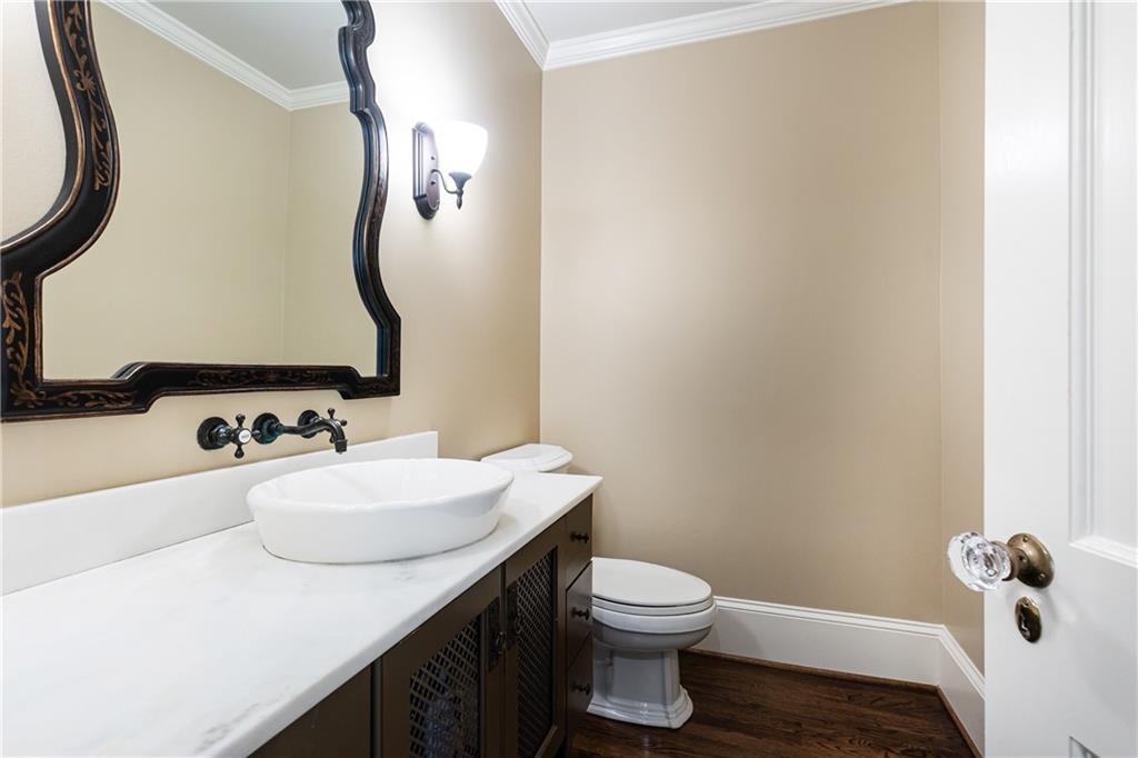 9 Palisades Road Northeast Atlanta, GA 30309 - Photo 15 of 54