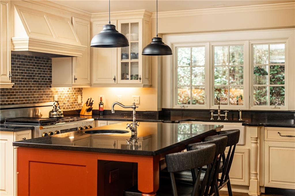 9 Palisades Road Northeast Atlanta, GA 30309 - Photo 23 of 54