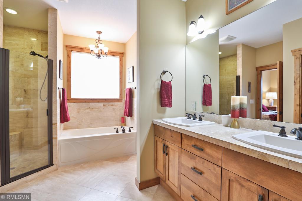 838 Riley Lane Hudson, WI 54016 - Photo 12 of 27 Gallery Image 12