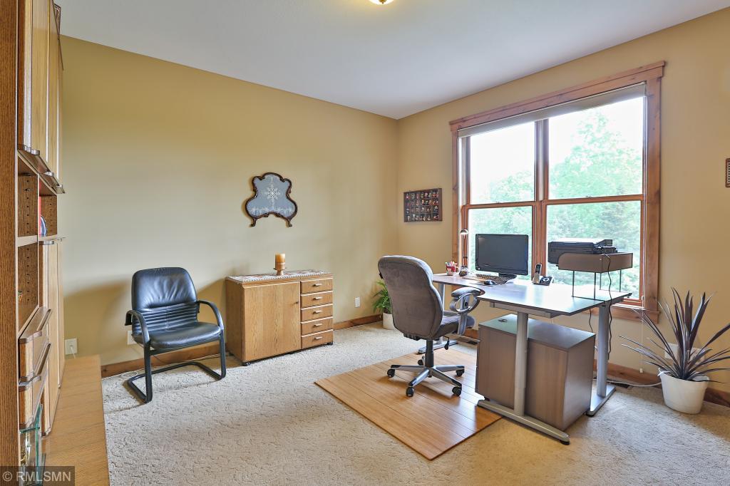 838 Riley Lane Hudson, WI 54016 - Photo 9 of 27 Gallery Image 9