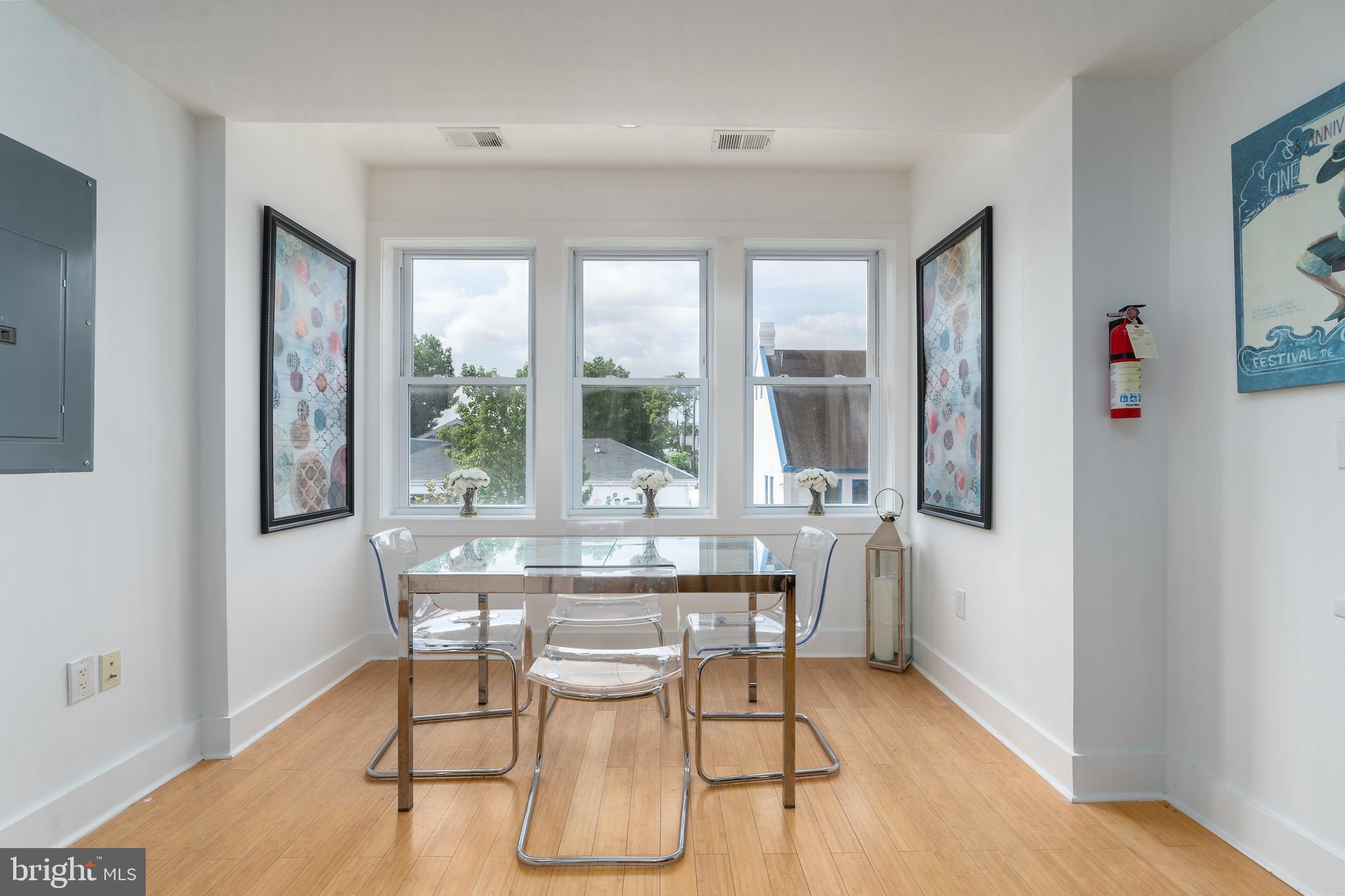 1013 V Street Northwest, Unit 2 Washington, DC 20001 - Photo 3 of 19 Dining Room