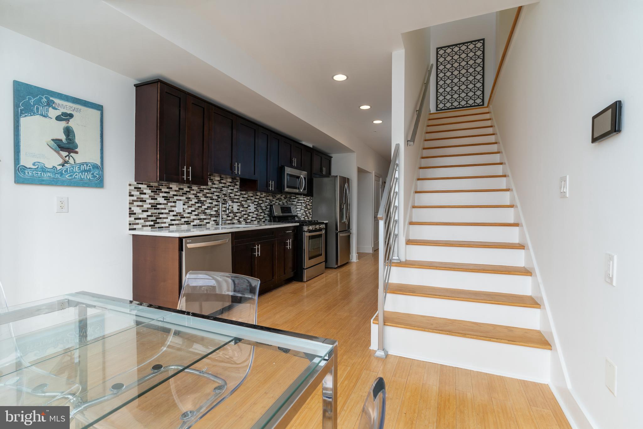 1013 V Street Northwest, Unit 2 Washington, DC 20001 - Photo 4 of 19 Combination Kitchen/Dining