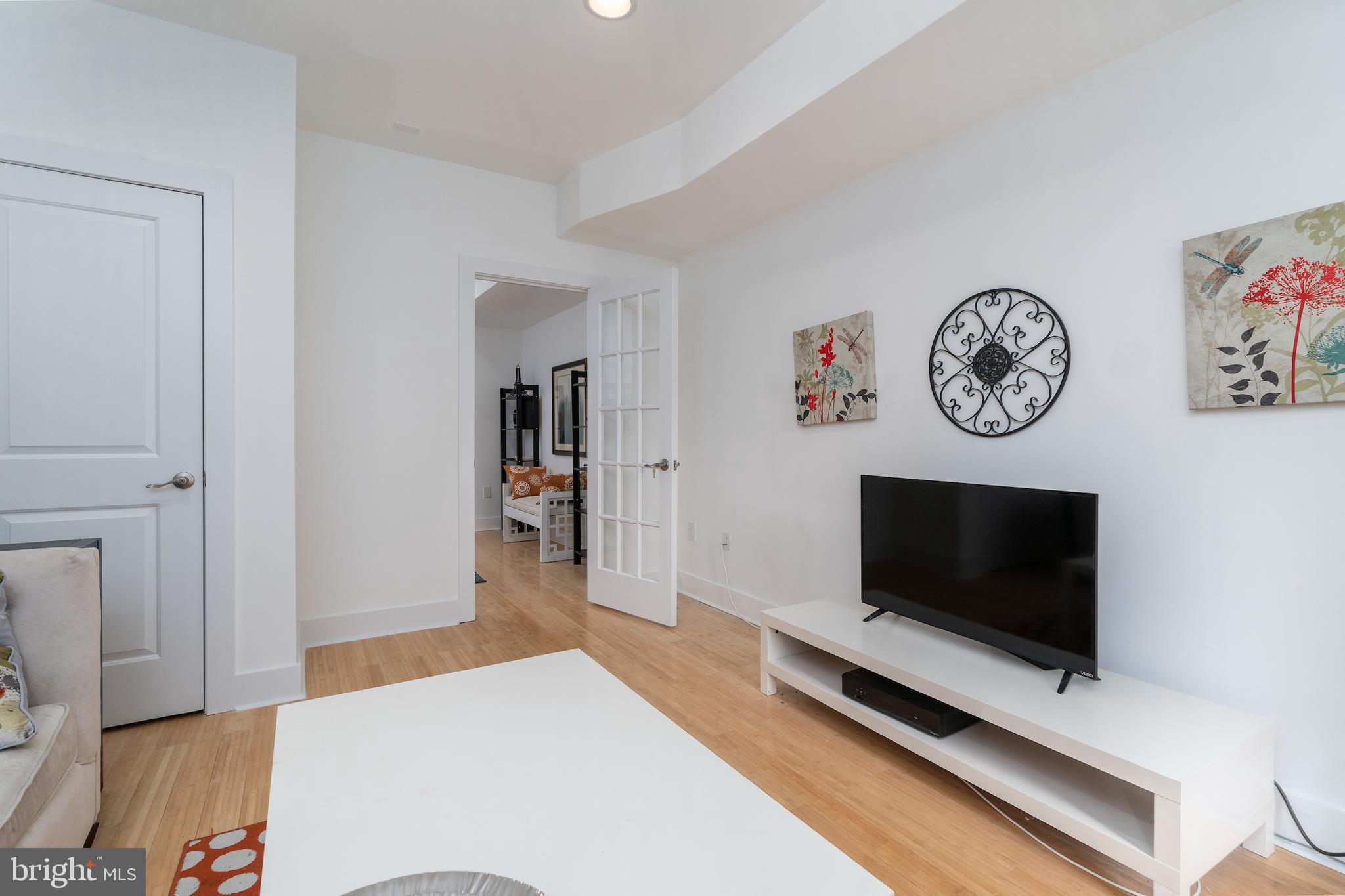 1013 V Street Northwest, Unit 2 Washington, DC 20001 - Photo 6 of 19 Living Room