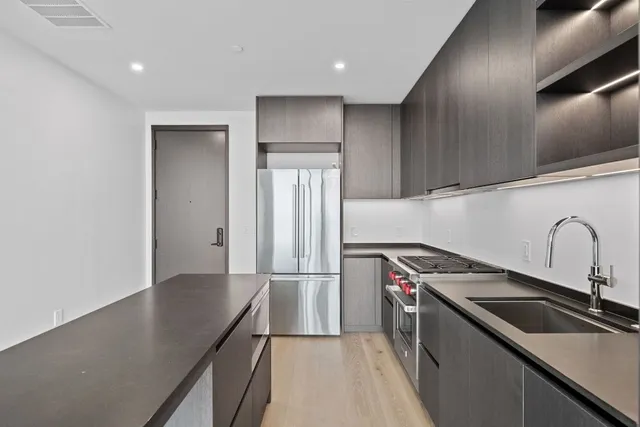 $5,000 | 610 Davis Street, Unit 4605, Austin, TX 78701