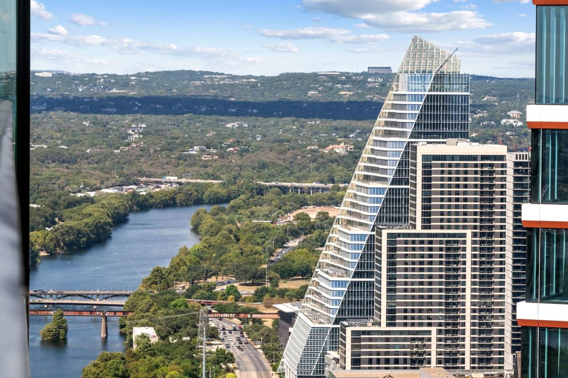 610 Davis Street, Unit 4605 Austin, TX 78701 - Photo 30 of 31