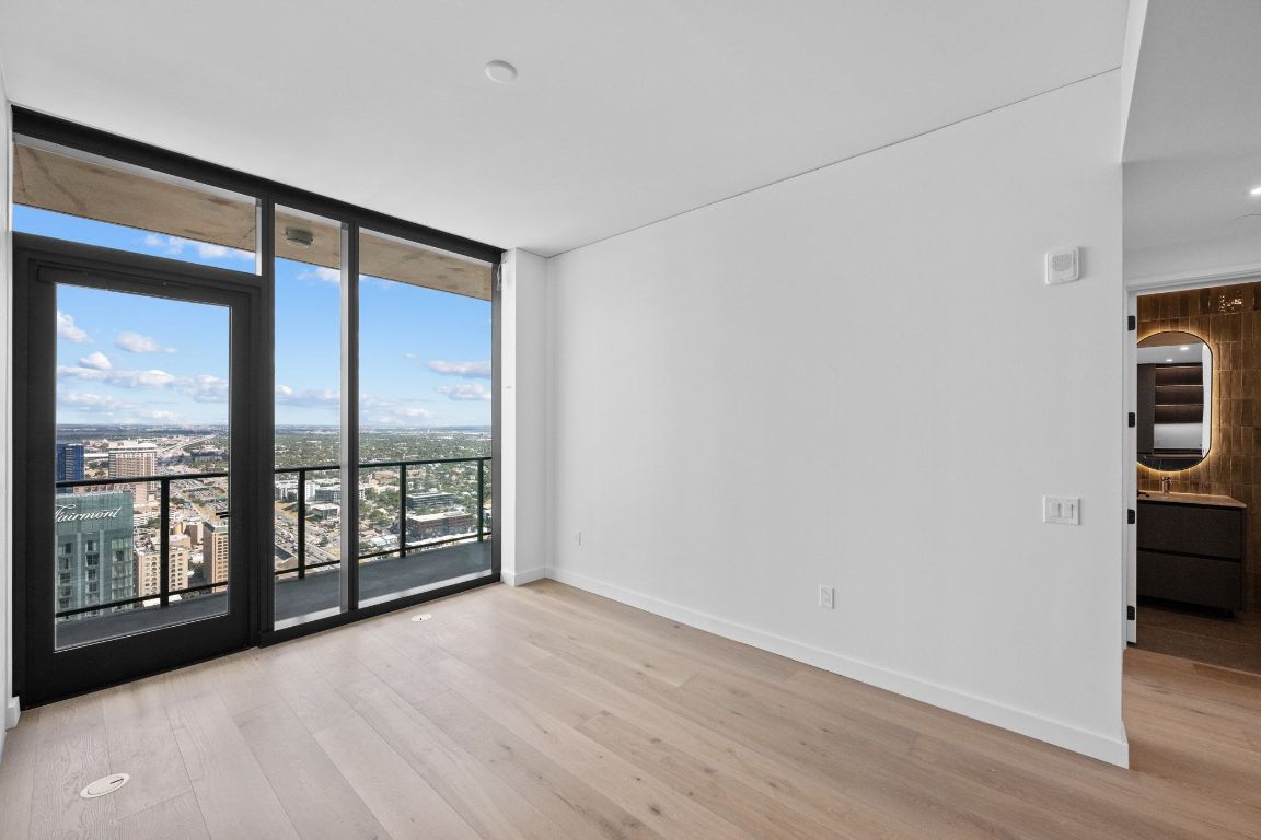 610 Davis Street, Unit 4605 Austin, TX 78701 - Photo 6 of 31