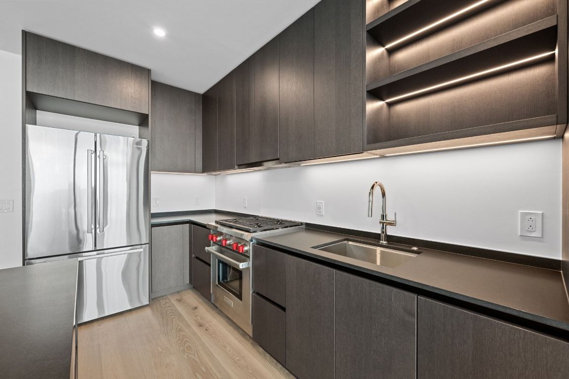 610 Davis Street, Unit 4605 Austin, TX 78701 - Photo 9 of 31