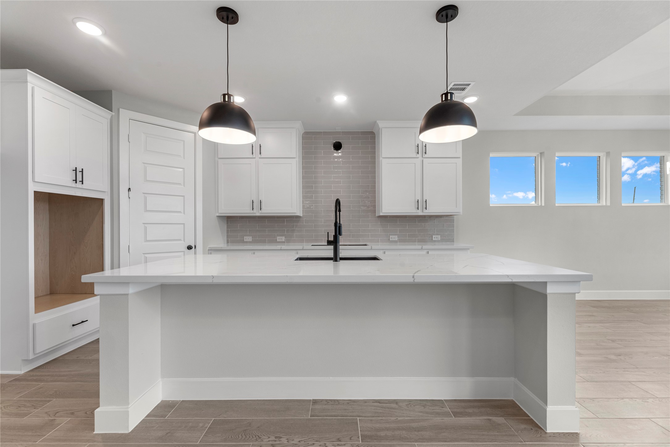 414 Sunlight Rise Road Richmond, TX 77406 - Photo 5 of 30 Representative image. Features, selections and colors may vary.