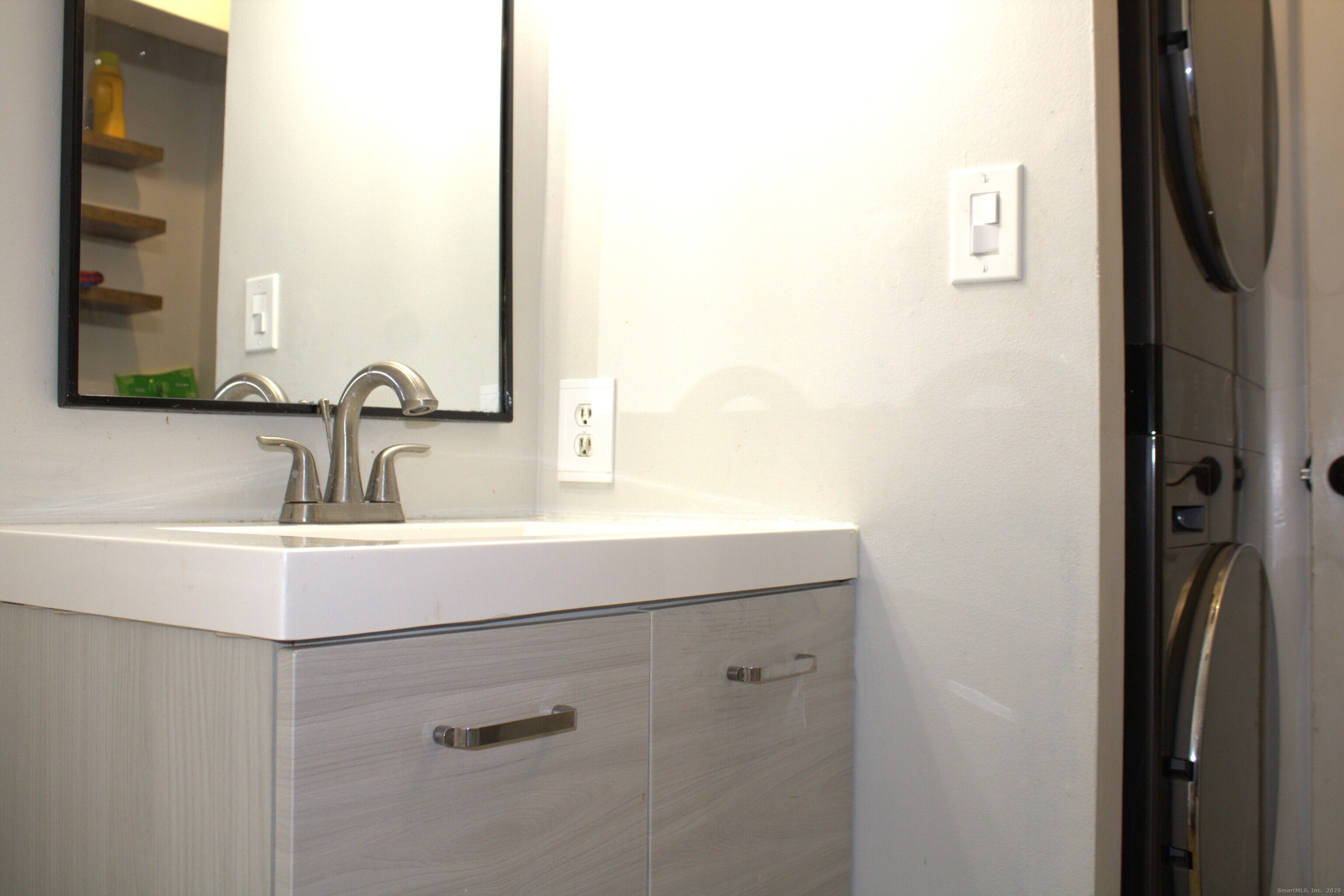 607 Spring Meadow Road, Unit 607 South Windsor, CT 06074 - Photo 21 of 28