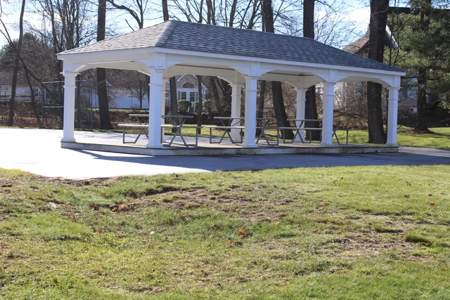 $1,995 | 607 Spring Meadow Road, Unit 607, South Windsor, CT 06074