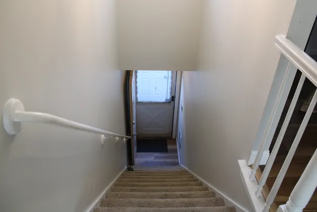 $1,995 | 607 Spring Meadow Road, Unit 607, South Windsor, CT 06074