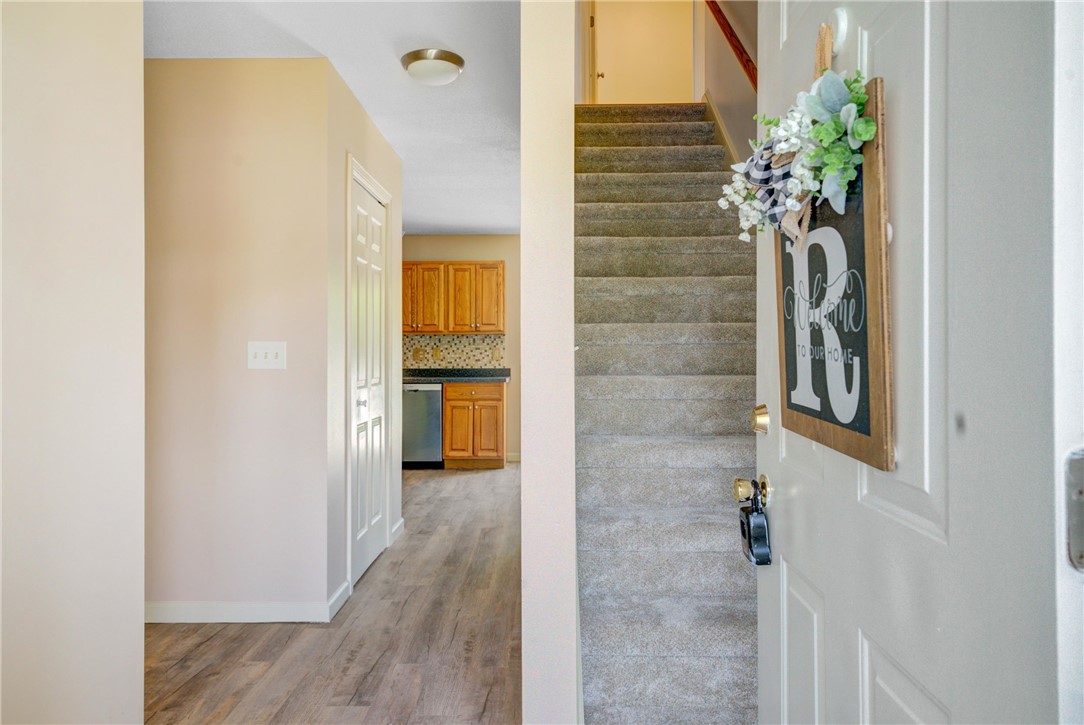 15 Wilson Lane Killingly, CT 06239 - Photo 3 of 34