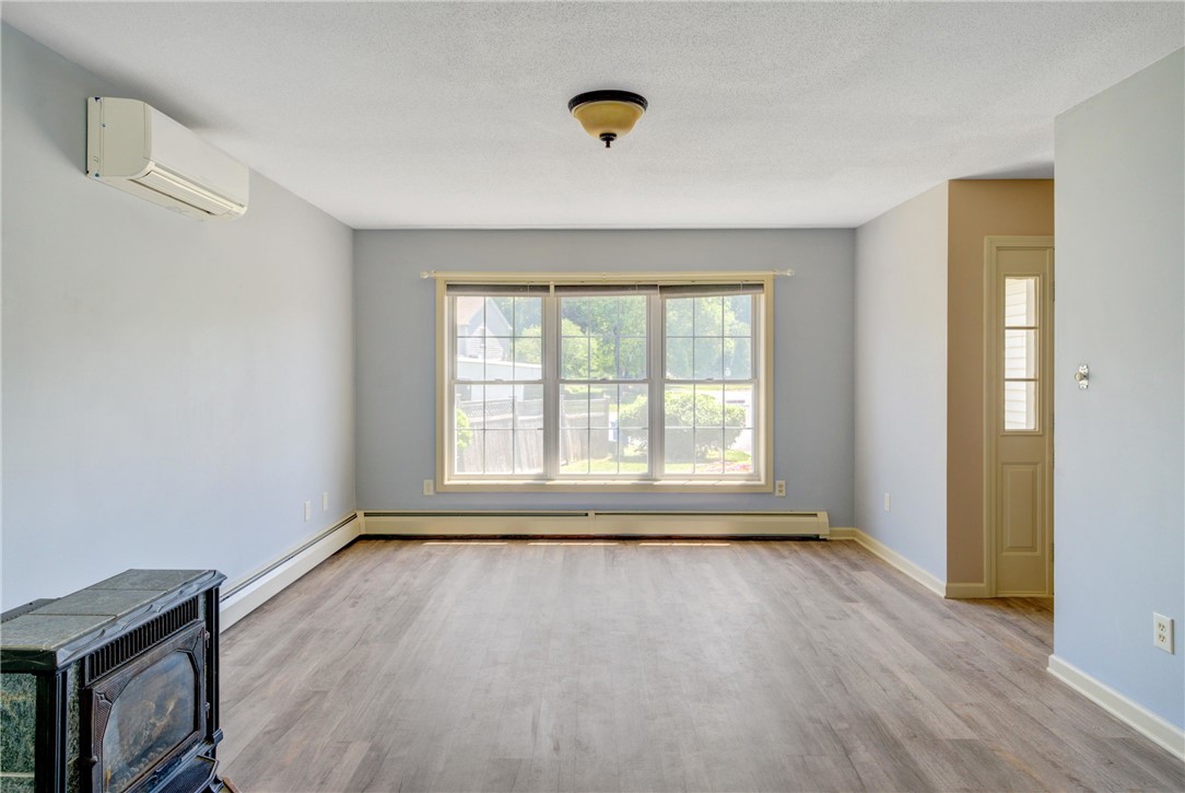 15 Wilson Lane Killingly, CT 06239 - Photo 9 of 34