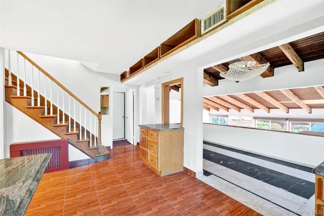 $1,400,000 | 6015 Independence Avenue | North Riverdale