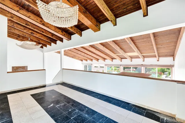 $1,400,000 | 6015 Independence Avenue | North Riverdale