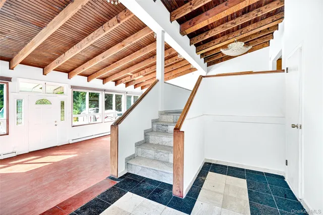 $1,400,000 | 6015 Independence Avenue | North Riverdale