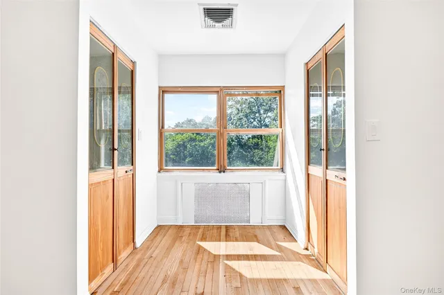 $1,400,000 | 6015 Independence Avenue | North Riverdale