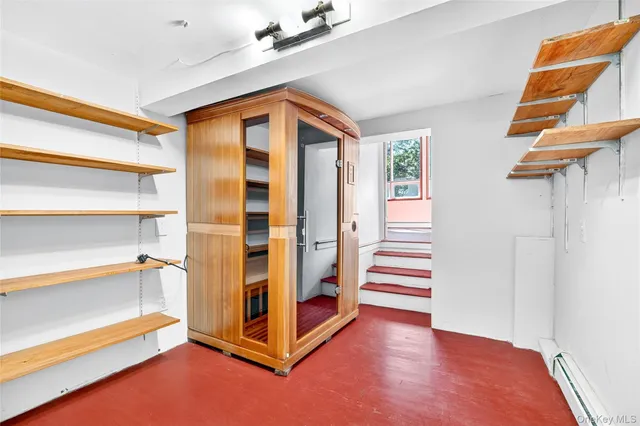 $1,400,000 | 6015 Independence Avenue | North Riverdale