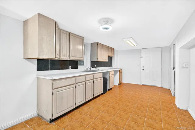 $1,400,000 | 6015 Independence Avenue | North Riverdale