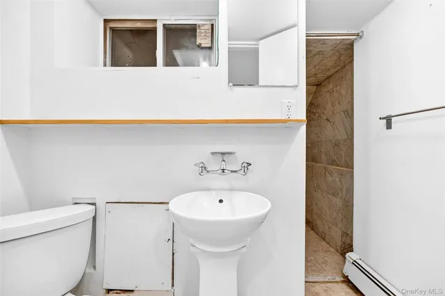 $1,400,000 | 6015 Independence Avenue | North Riverdale