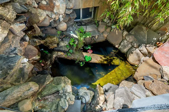 $1,400,000 | 6015 Independence Avenue | North Riverdale