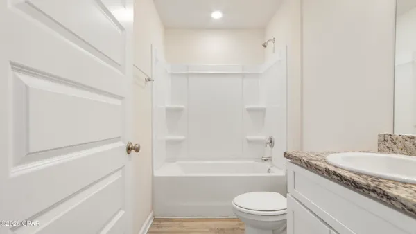 $1,950 | Undisclosed Address, Panama City, FL 32404
