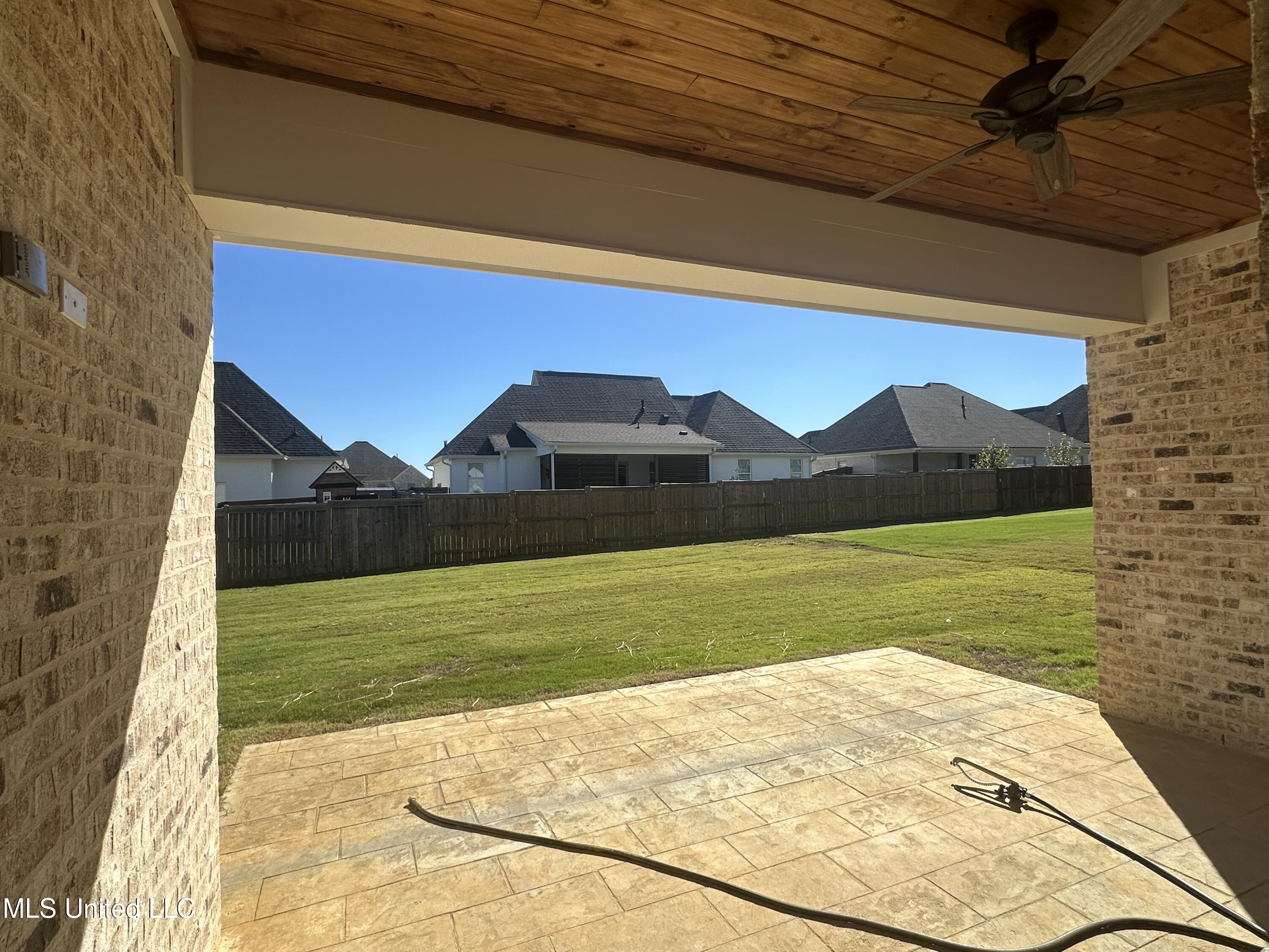 444 Aurora Circle Canton, MS 39046 - Photo 18 of 21 IMG_8566