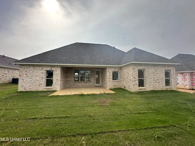 $371,990 | 444 Aurora Circle, Canton, MS 39046