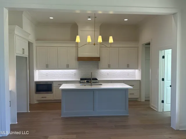 $371,990 | 444 Aurora Circle, Canton, MS 39046