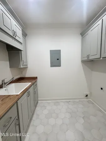 $369,990 | 444 Aurora Circle, Canton, MS 39046