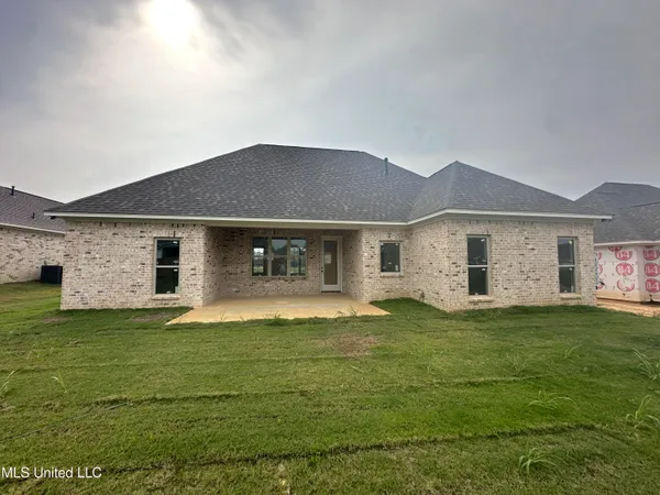 $369,990 | 444 Aurora Circle, Canton, MS 39046