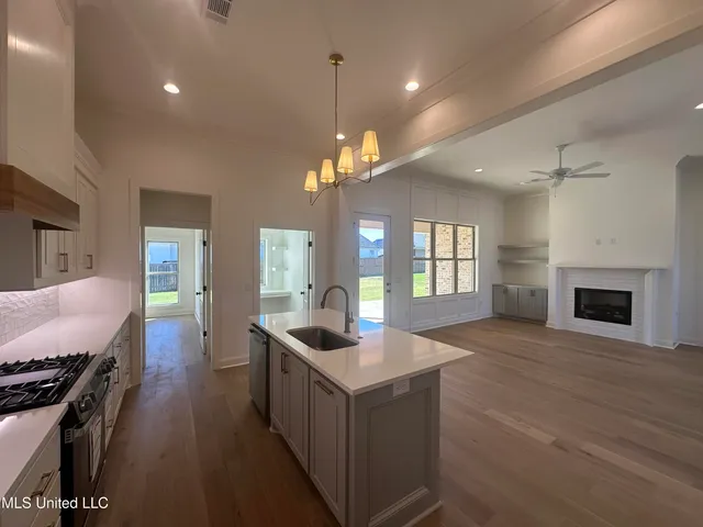 $371,990 | 444 Aurora Circle, Canton, MS 39046