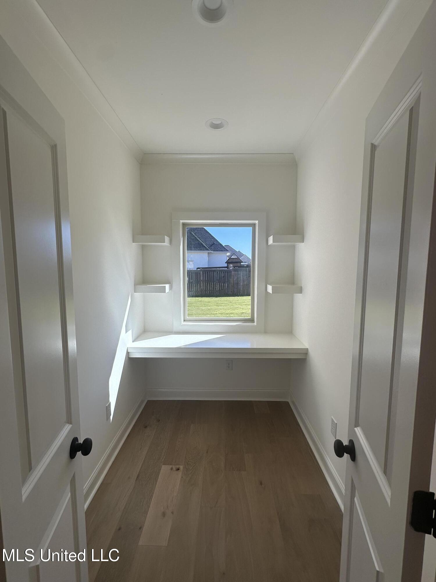 444 Aurora Circle Canton, MS 39046 - Photo 9 of 21 IMG_8564