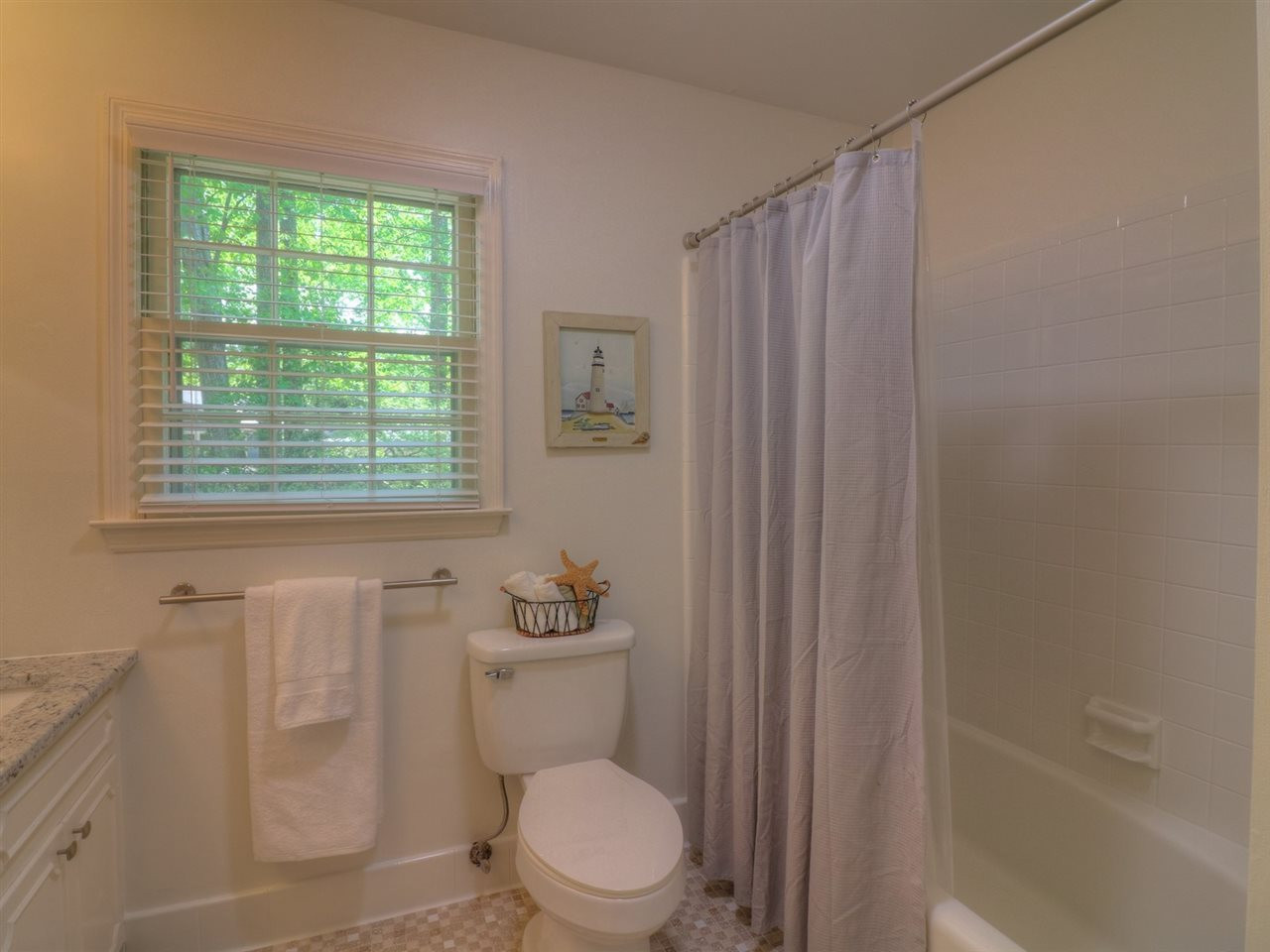 704 Compton Road Raleigh, NC 27609 - Photo 23 of 30 Bathroom