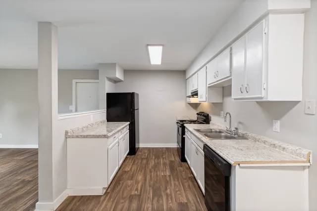 $1,200 | 405 Spring Street, Unit B31, Dickson, TN 37055