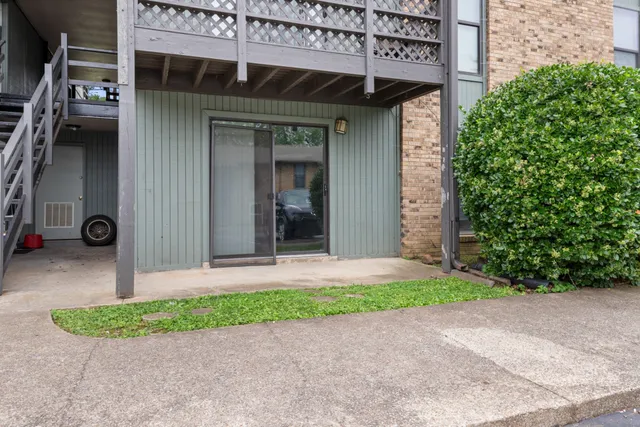 $1,200 | 405 Spring Street, Unit B31, Dickson, TN 37055