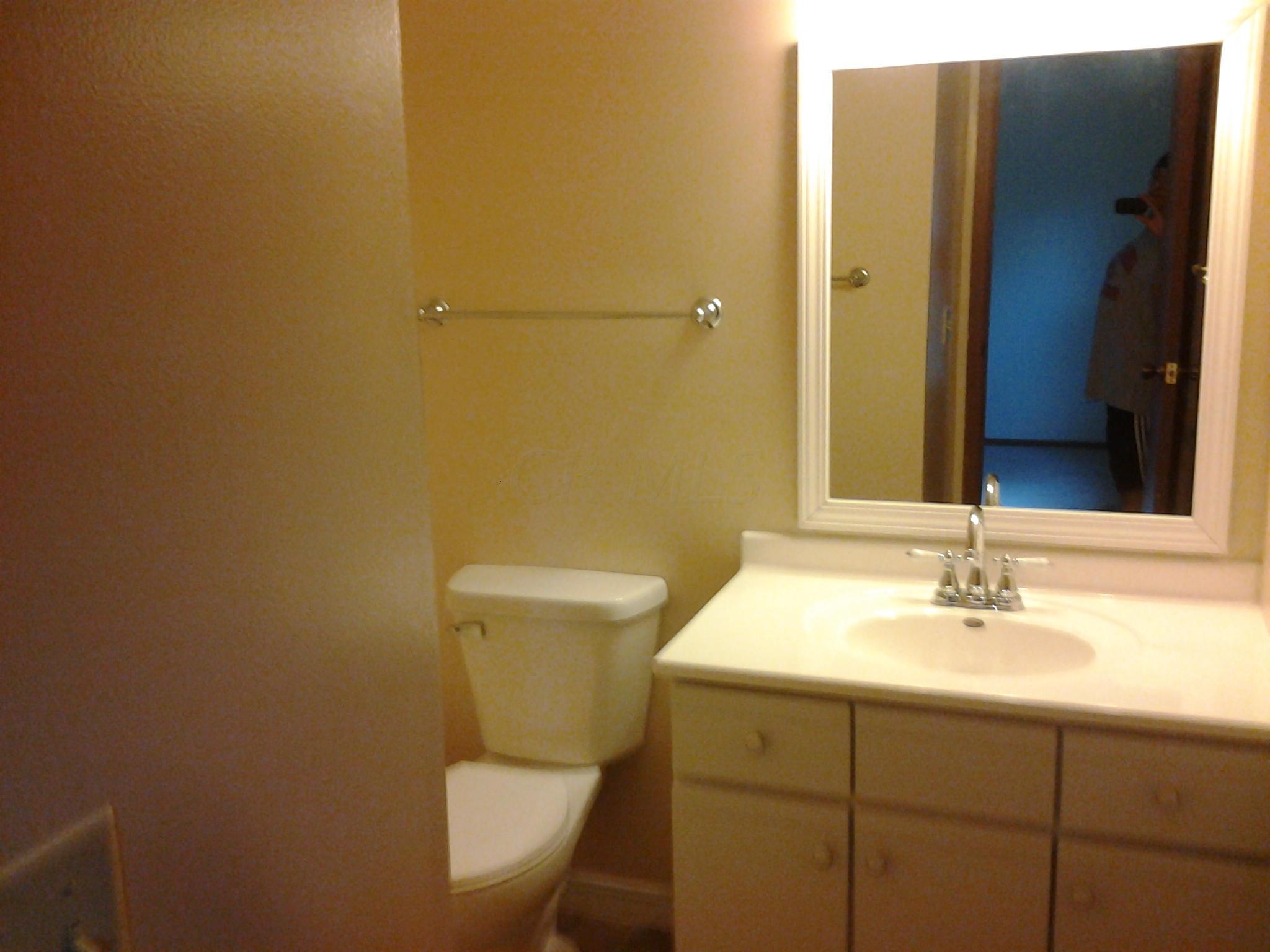 5926 Cooper Road Westerville, OH 43081 - Photo 12 of 16 Gallery Image 12