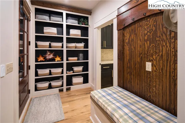 a view of a bedroom with a wardrobe space