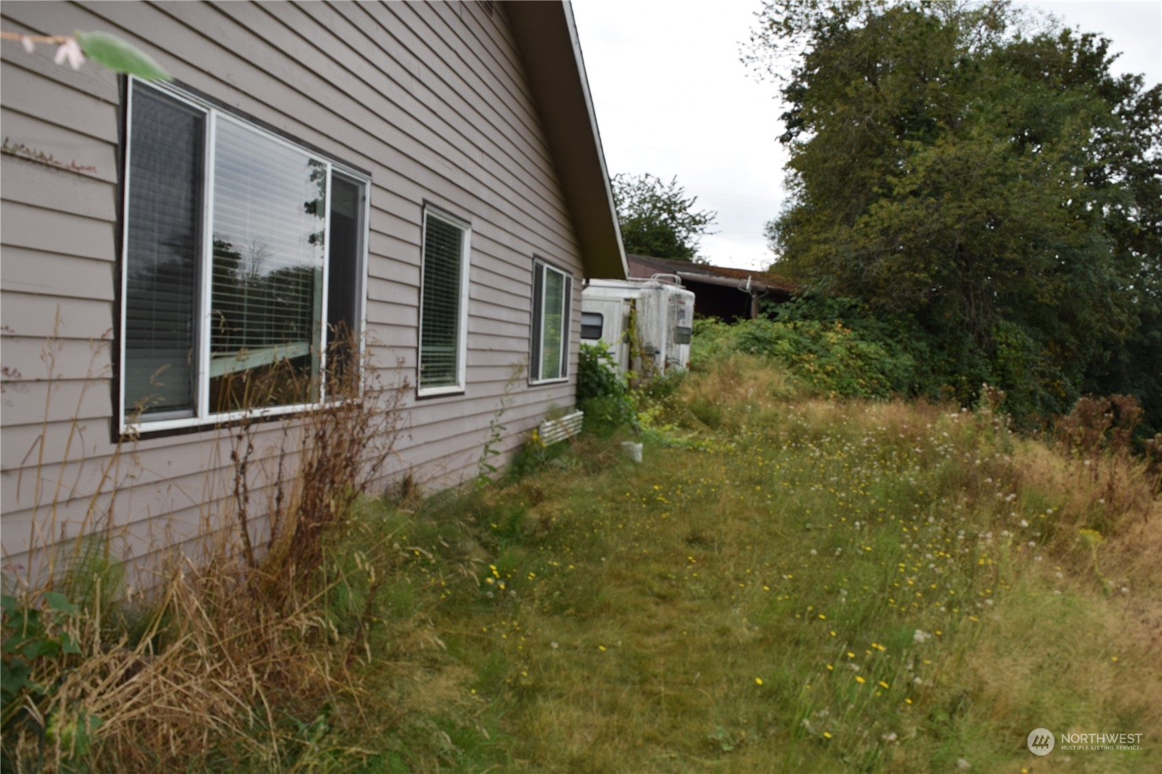 166 Ceres Hill Road Chehalis, WA 98532 - Photo 3 of 33 a view of a house with a yard