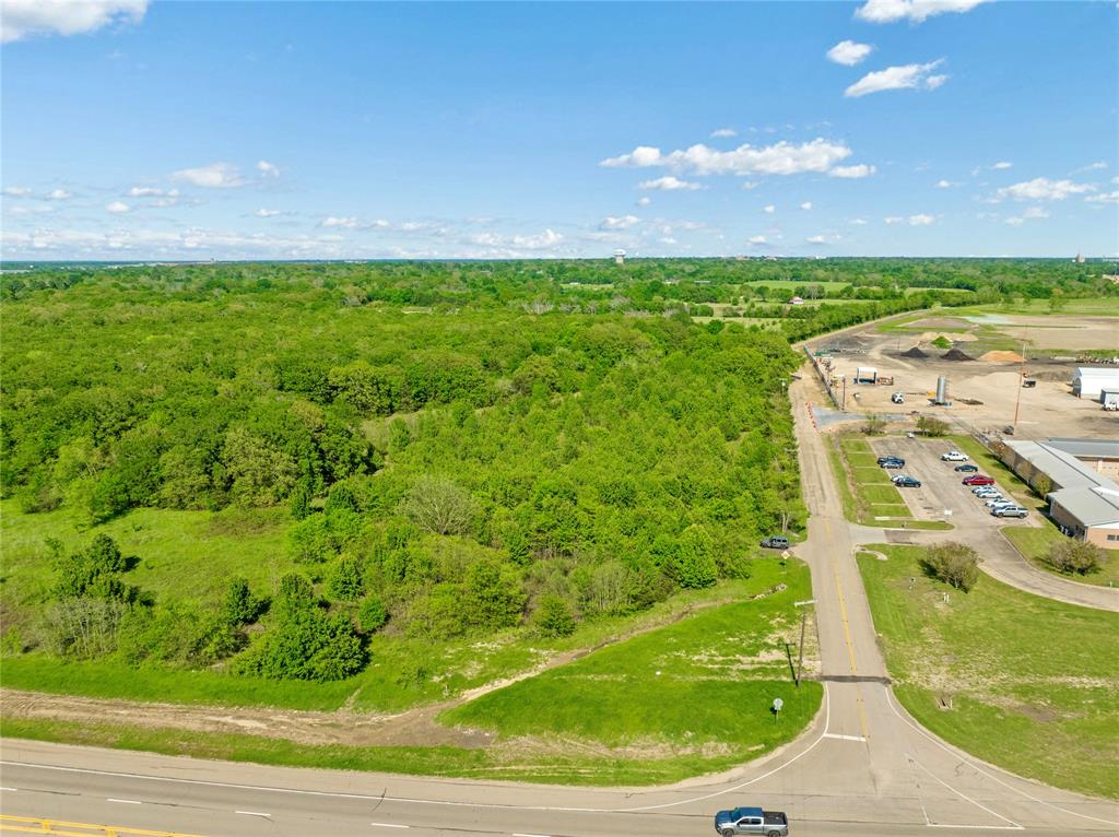 286 Northeast Loop 286 Paris, TX 75460 - Photo 6 of 17 a view of a outdoor space