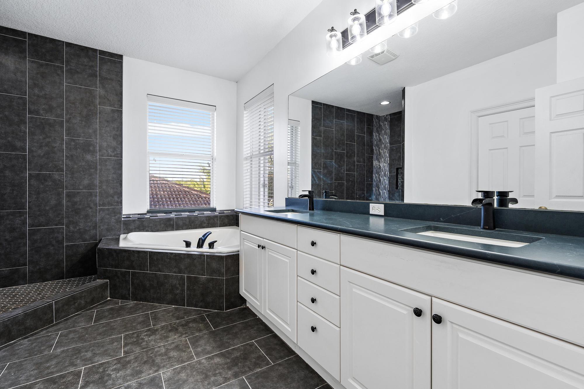 1160 Southeast Kirk Street Stuart, FL 34997 - Photo 20 of 42 Primary Bath