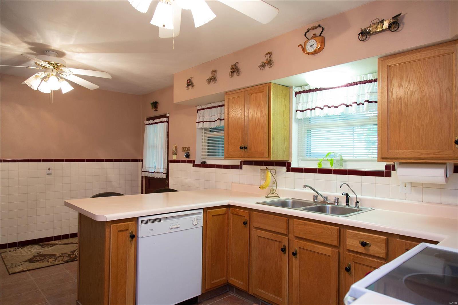 12278 Lusher Road St. Louis, MO 63138 - Photo 11 of 40 Gallery Image 11