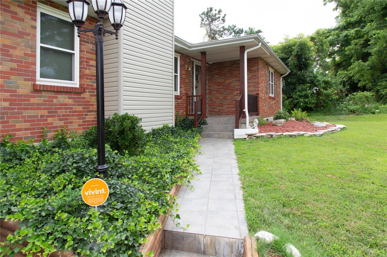 12278 Lusher Road St. Louis, MO 63138 - Photo 3 of 40 Gallery Image 3