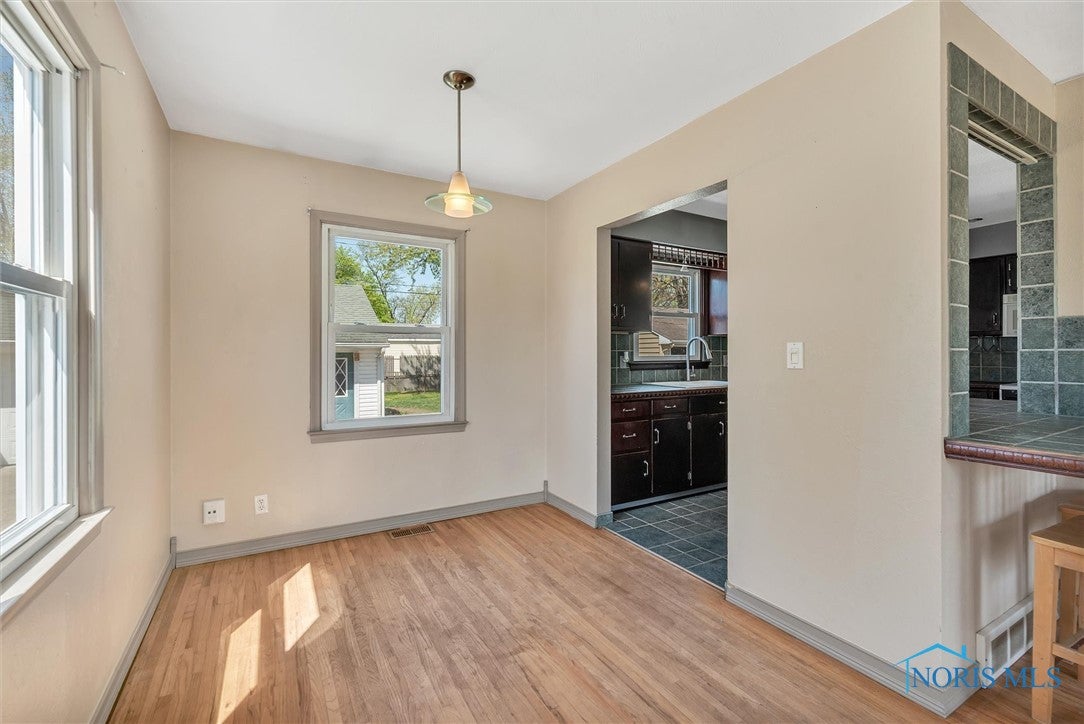 5047 Trimble Road Toledo, OH 43613 - Photo 12 of 36 Gallery Image 12