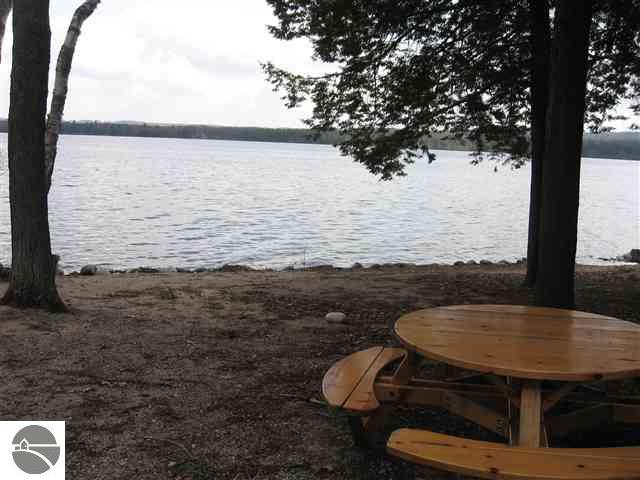 6131 South Betsie River Road Interlochen, MI 49643 - Photo 6 of 31 1745950-5.JPG