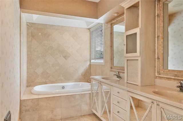 $490,000 | 2308 Kenneth Drive, Cape Girardeau, MO 63701