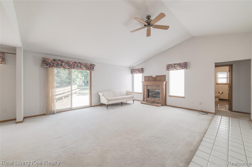 1242 Ruby Avenue Rochester Hills, MI 48309 - Photo 5 of 35