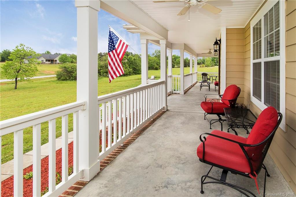 3976 Marydel Lane, Unit 7 Maiden, NC 28650 - Photo 3 of 24 Gallery Image 3