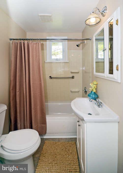 1700 High Point Road Forest Hill, MD 21050 - Photo 14 of 25 Bath